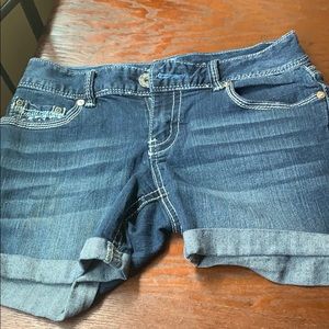 Ariya jean shorts